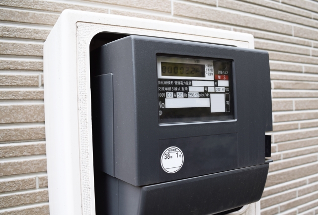住宅の電気メーター