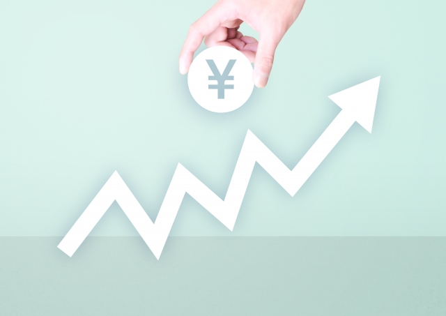 円マークと上昇する矢印