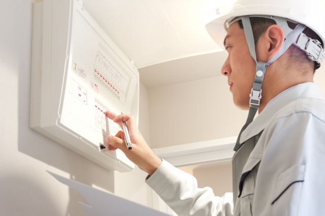 ブレーカーの点検