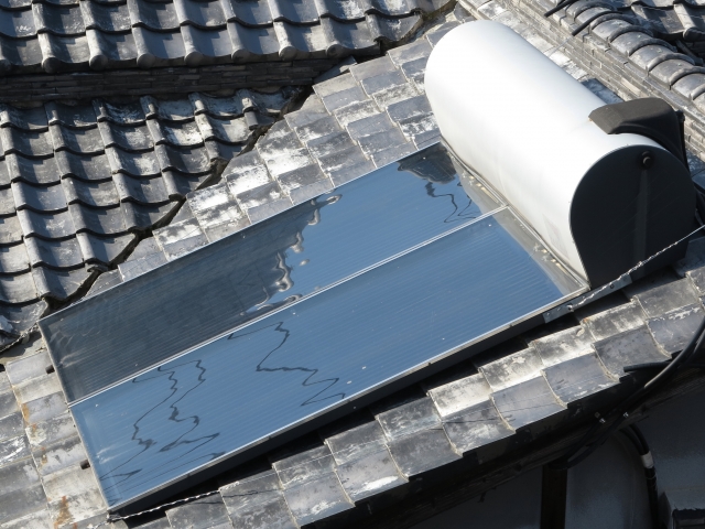 昭和の太陽熱温水器
