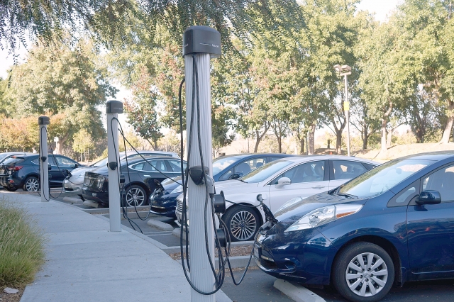 電気自動車